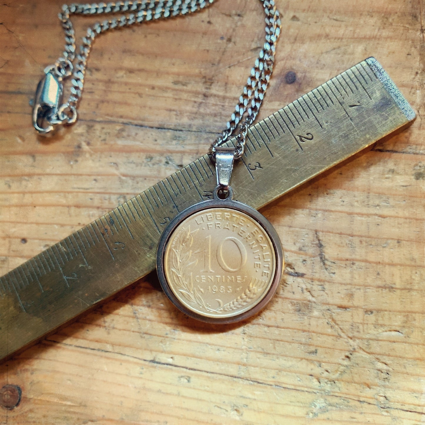 Pendentif centime de francs bijoux homme made in France collier personnalisé année personnalisée cadeau