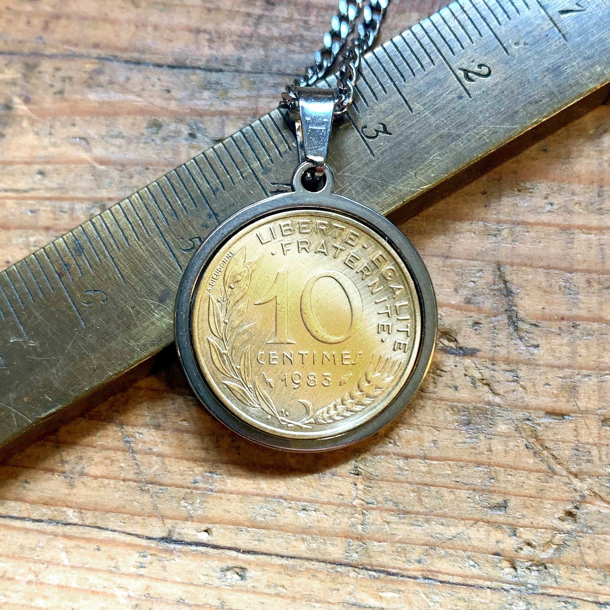 Pendentif centime de francs bijoux homme made in France collier personnalisé année personnalisée cadeau