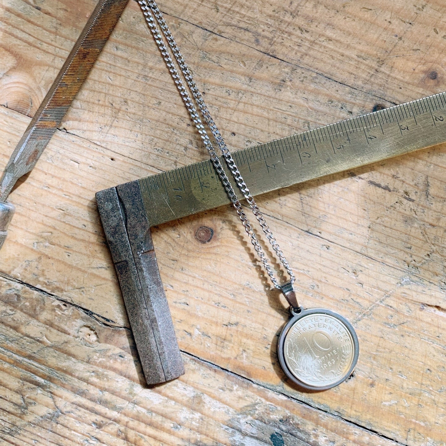 Pendentif centime de francs bijoux homme made in France collier personnalisé année personnalisée cadeau