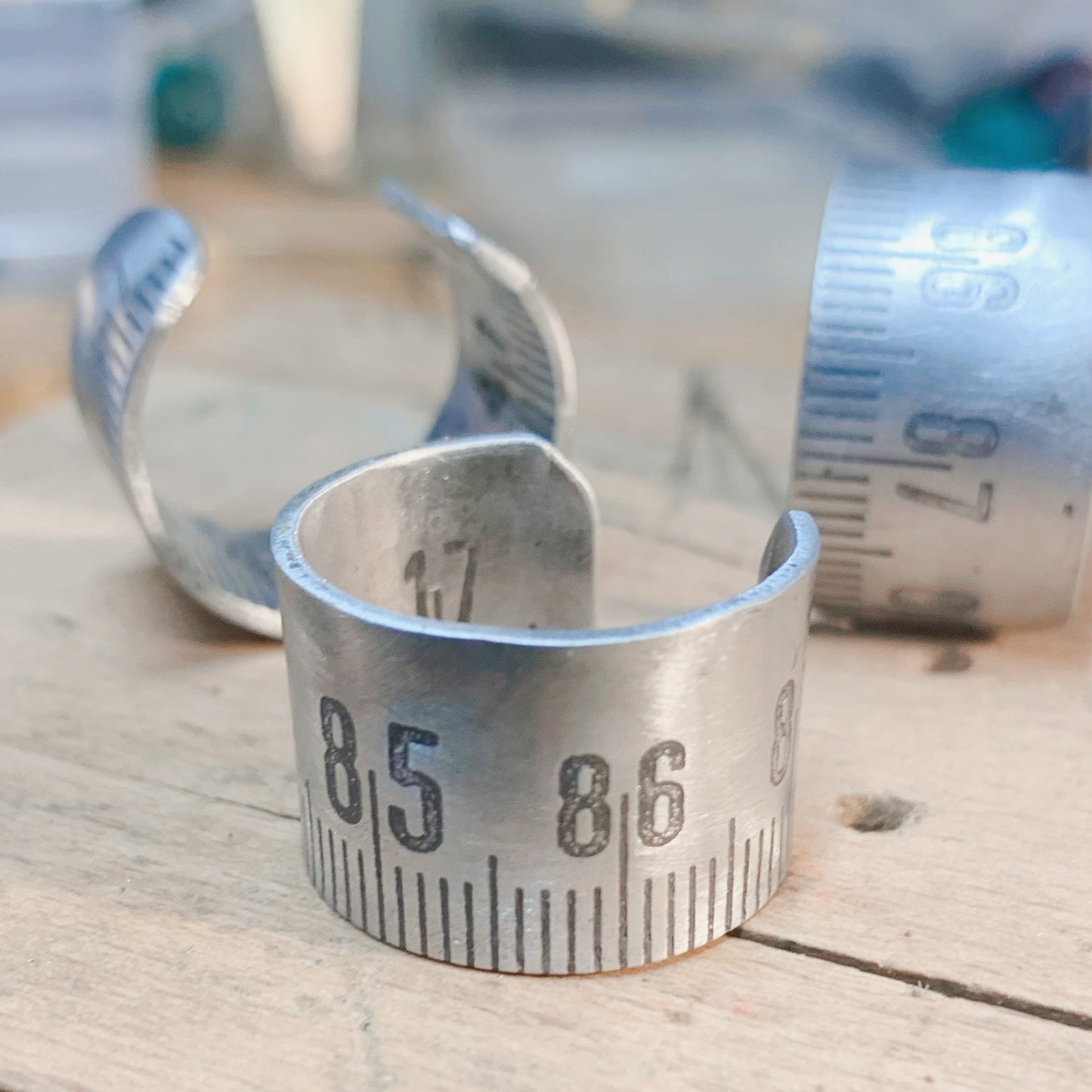 bague mètre aluminium bijoux homme Made in France upcycling offrir cadeau architecte couturière