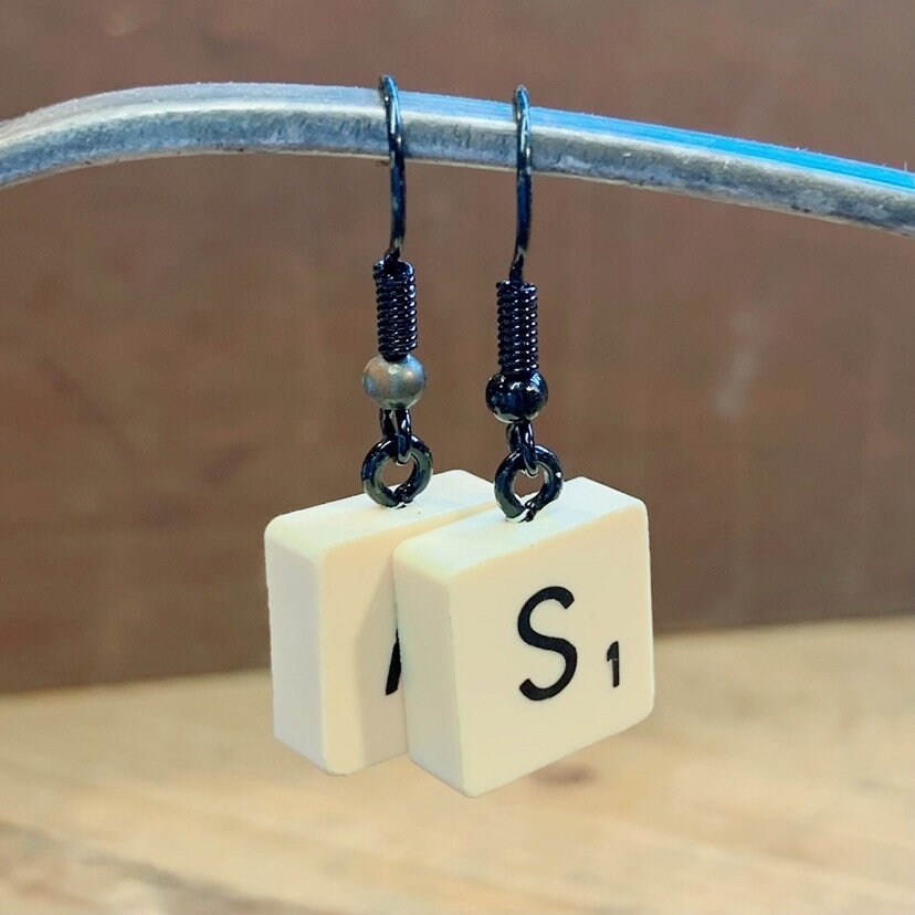 Paire de boucles d’oreilles mini Scrabble (lettres au choix)