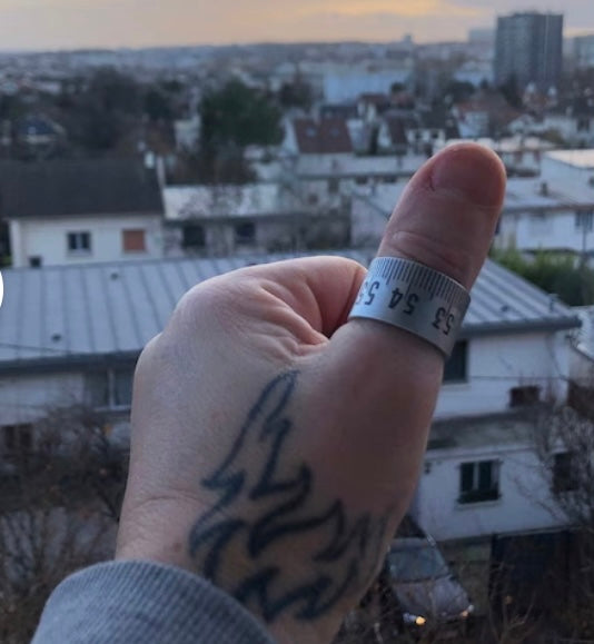 bague mètre aluminium bijoux homme Made in France upcycling offrir cadeau architecte couturière