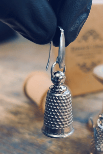 NEW 📍 Boucles Dé à coudre