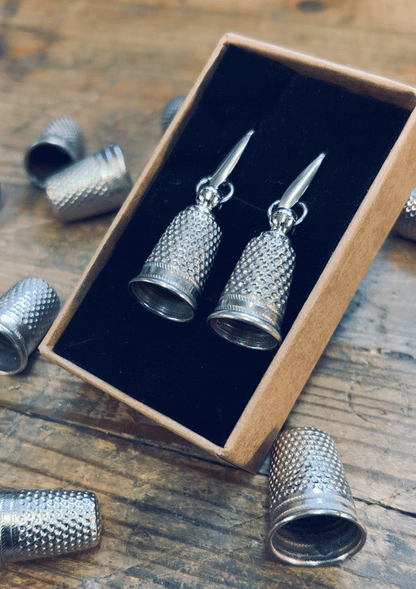 NEW 📍 Boucles Dé à coudre