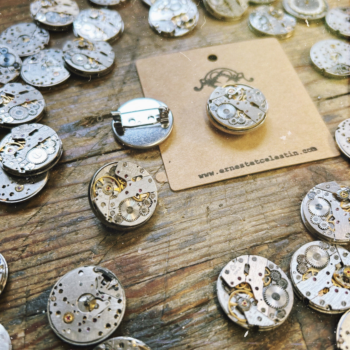 NEW 🕰️ Broche « Mécanisme »