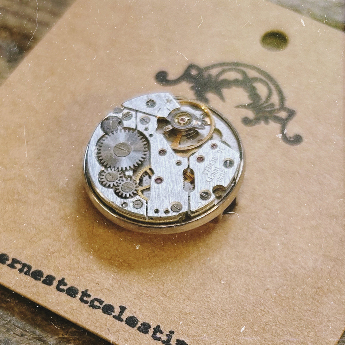 NEW 🕰️ Broche « Mécanisme »