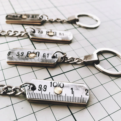 Porte clés mètre aluminium bijoux homme Made in France upcycling offrir cadeau architecte couturière