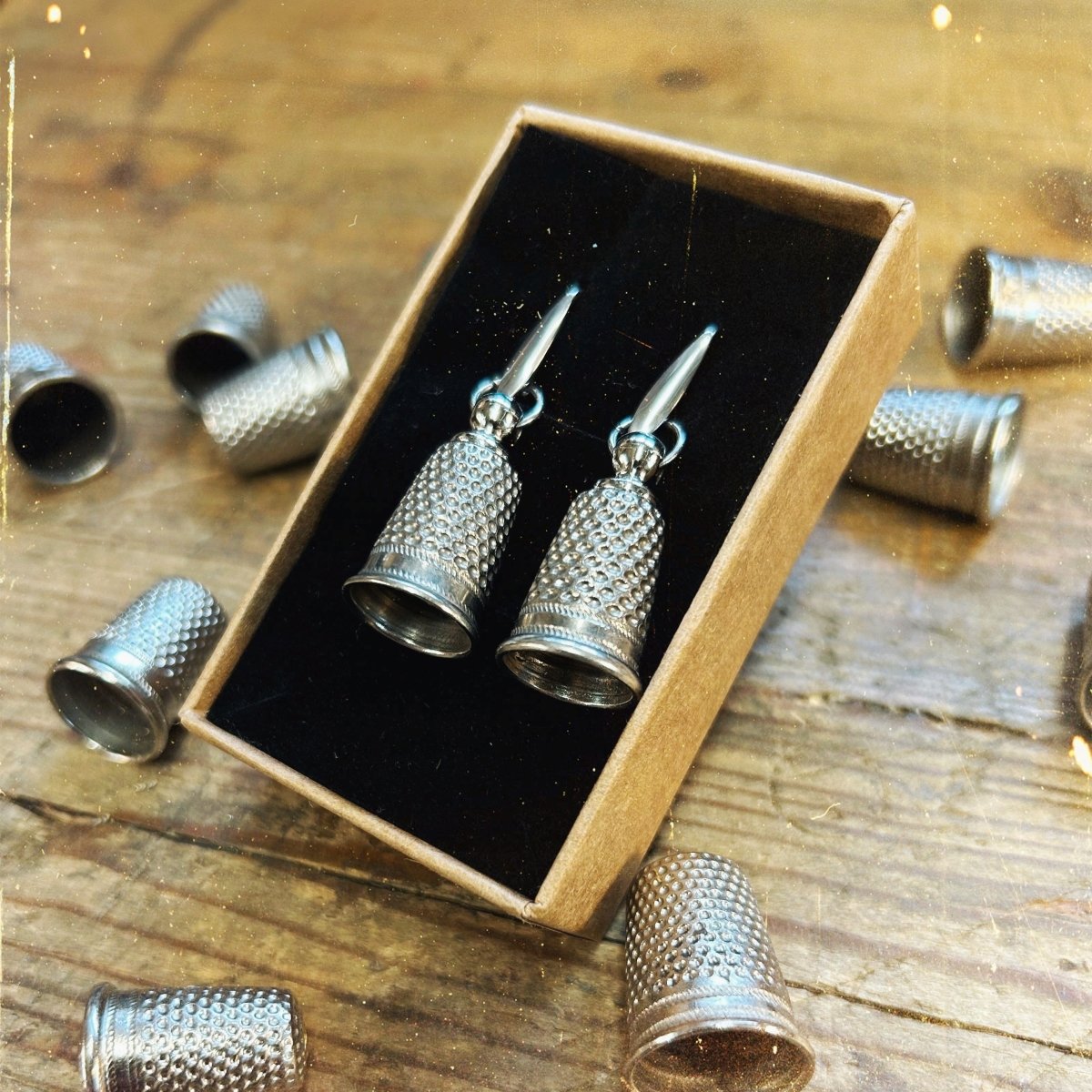NEW 📍 Boucles Dé à coudre - Ernest & Célestin