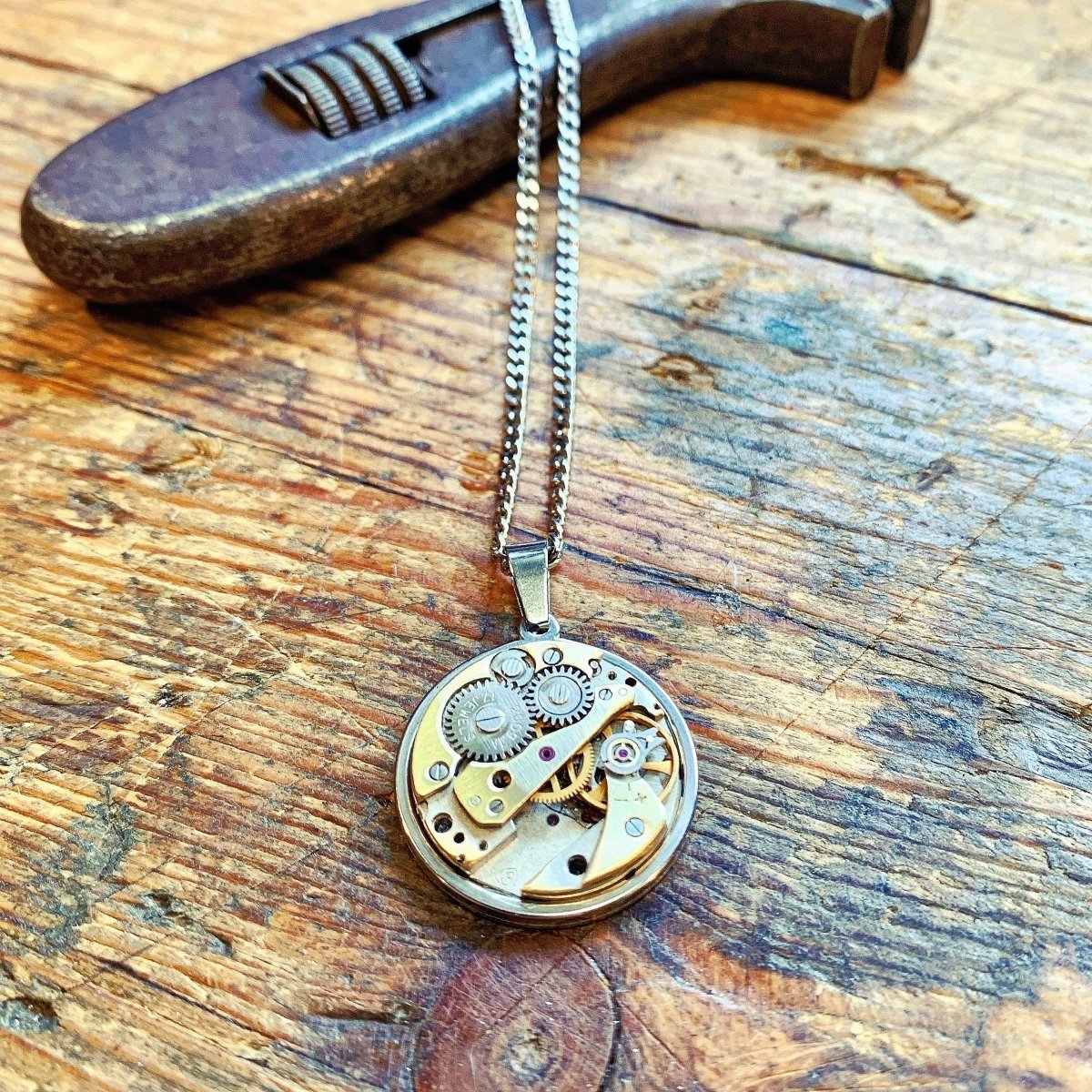 Pendentif mécanisme - Ernest & Célestin