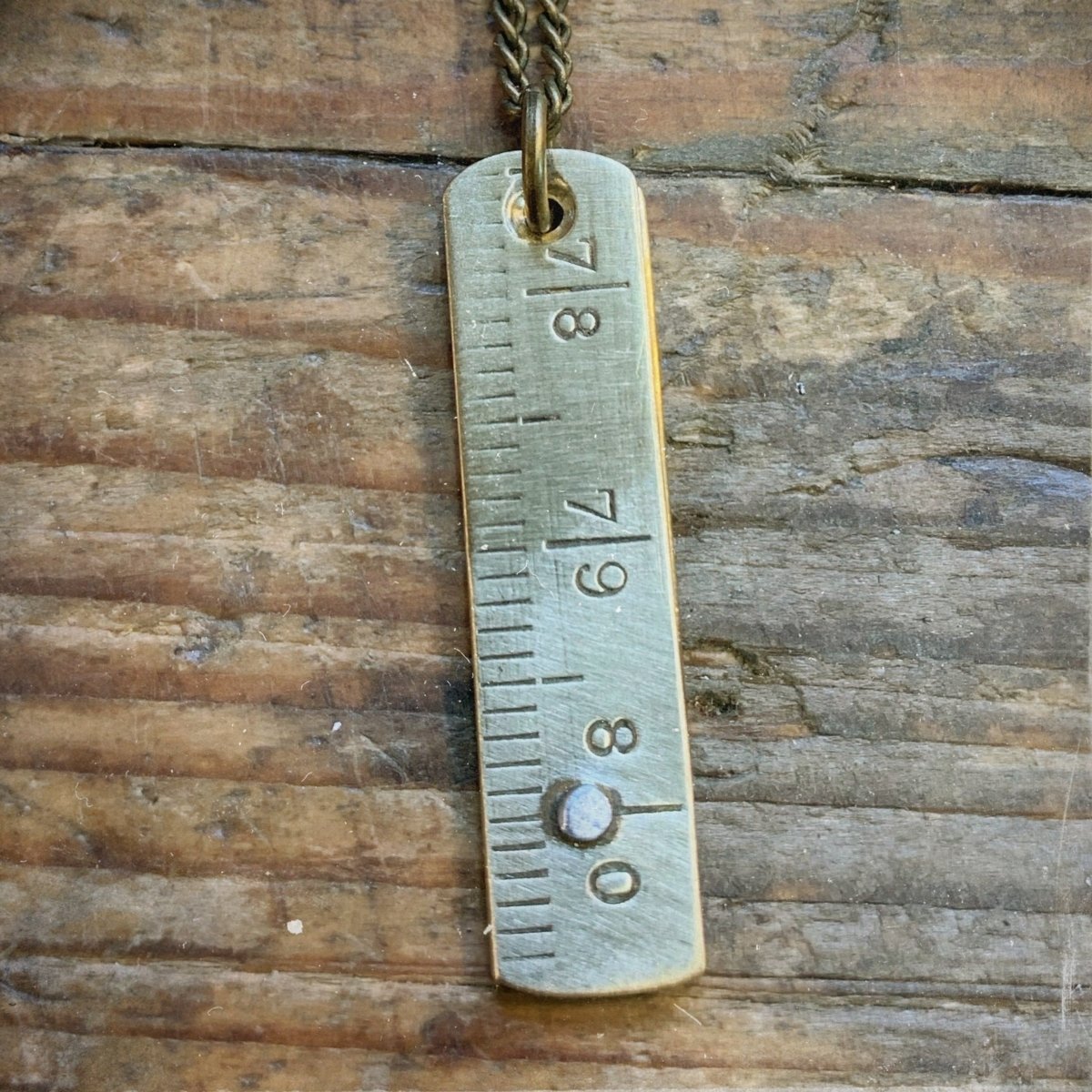 Pendentif Métrique Laiton - Ernest & Célestin