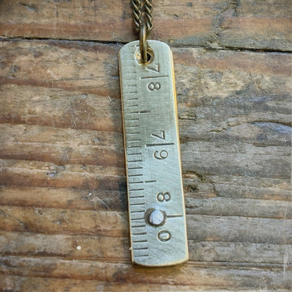 Pendentif Métrique Laiton - Ernest & Célestin