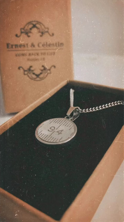 Pendentif numéro 1>99