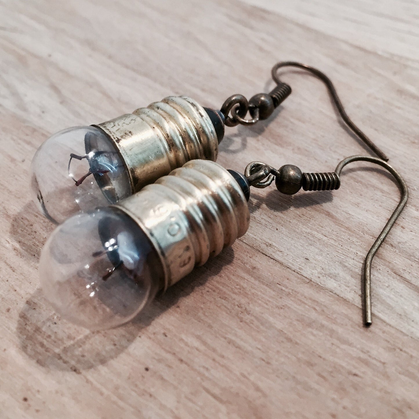 Boucles d’oreilles ampoules Mini