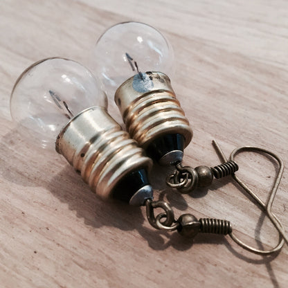 Boucles d’oreilles ampoule de vélo