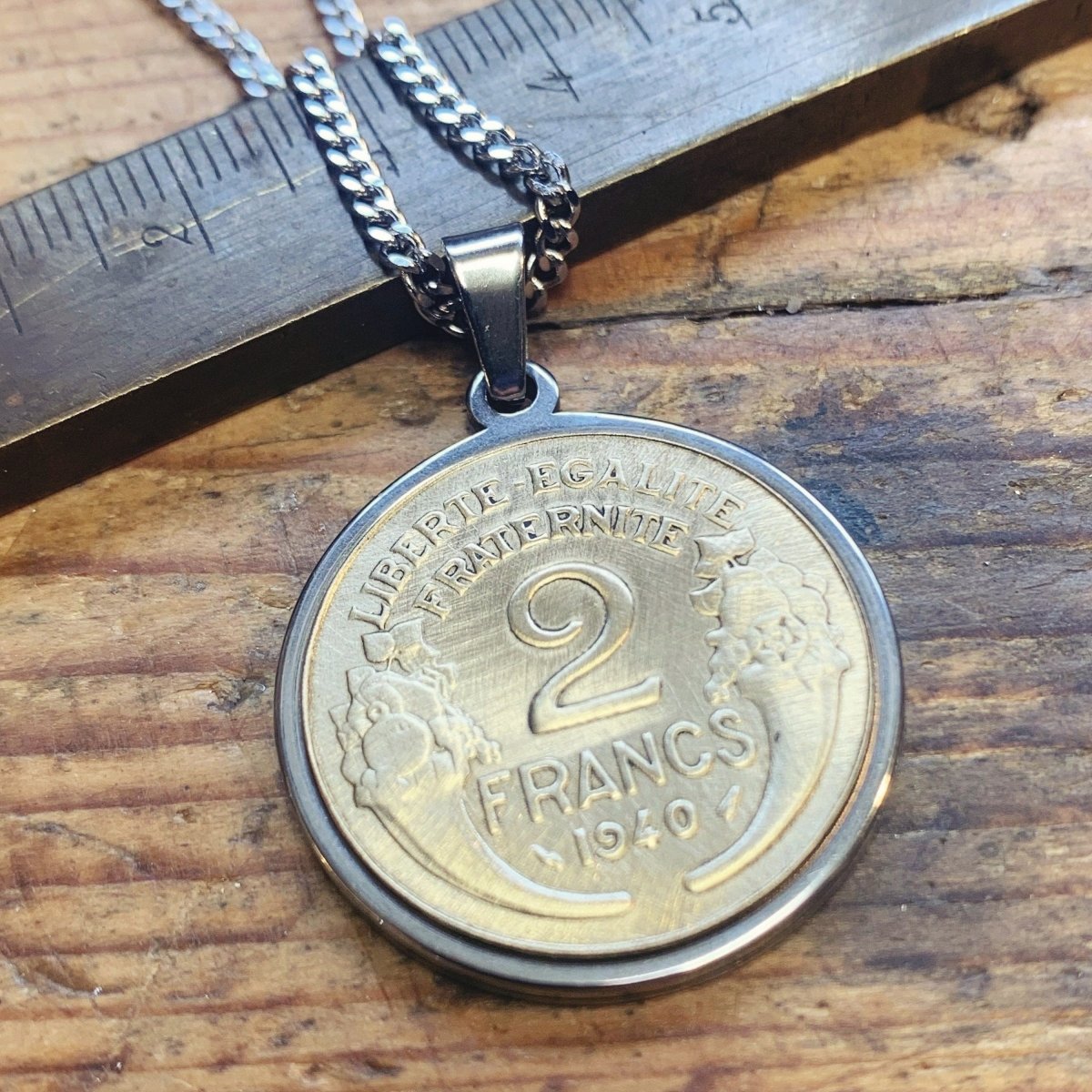 Pendentif 2 Franc Morlon monnaie nostalgie enfance souvenirs