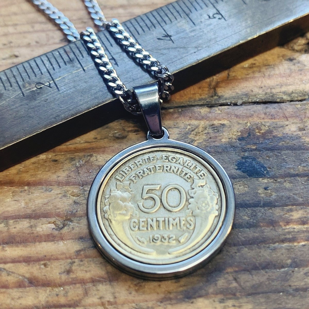Pendentif 50 ctms doré - Ernest & Célestin