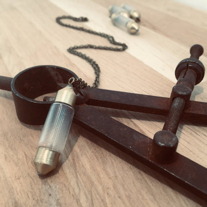 Pendentif Ampoule - Ernest & Célestin