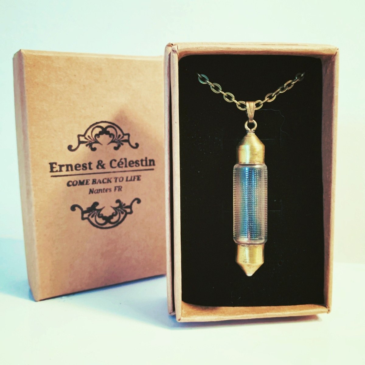 Pendentif Ampoule - Ernest & Célestin