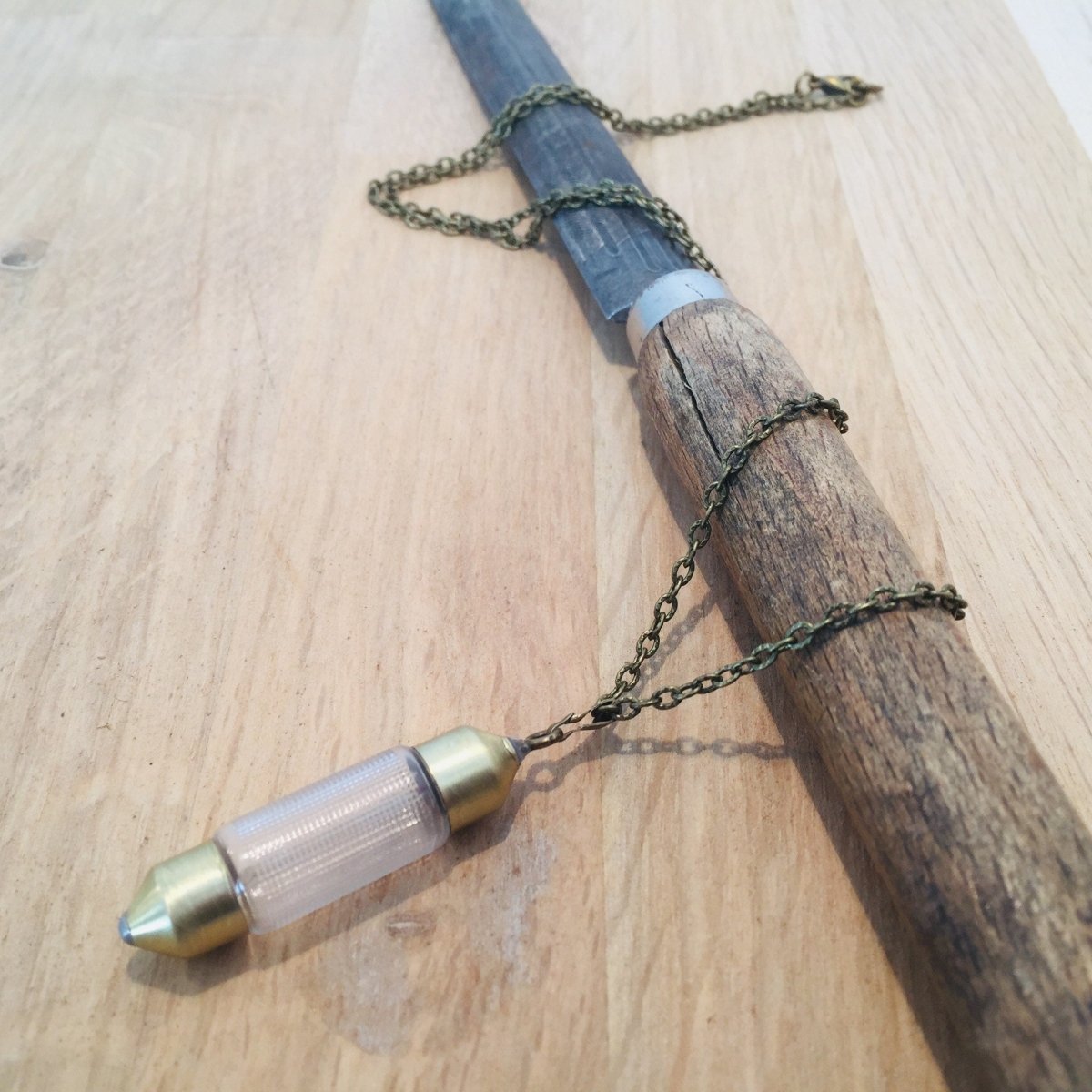 Pendentif Ampoule - Ernest & Célestin